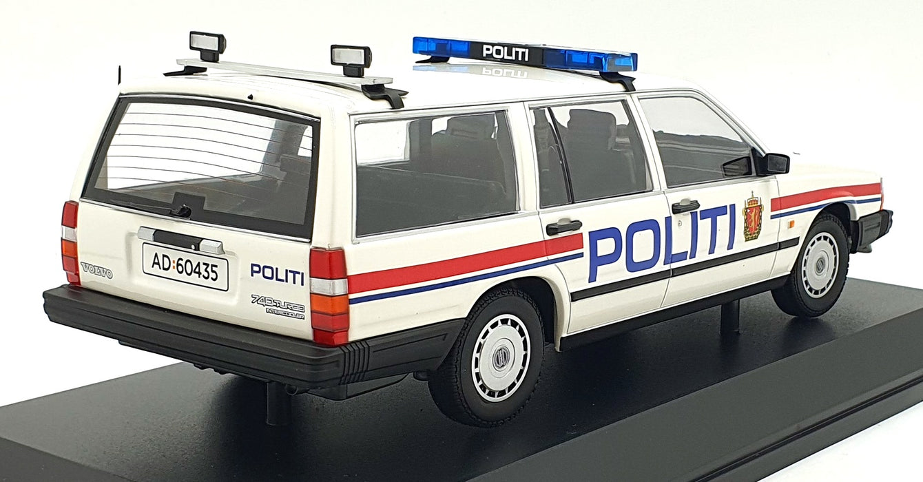 Minichamps 1/18 Scale Diecast 155 171796 - 1986 Volvo 740 GL Break Norway Police