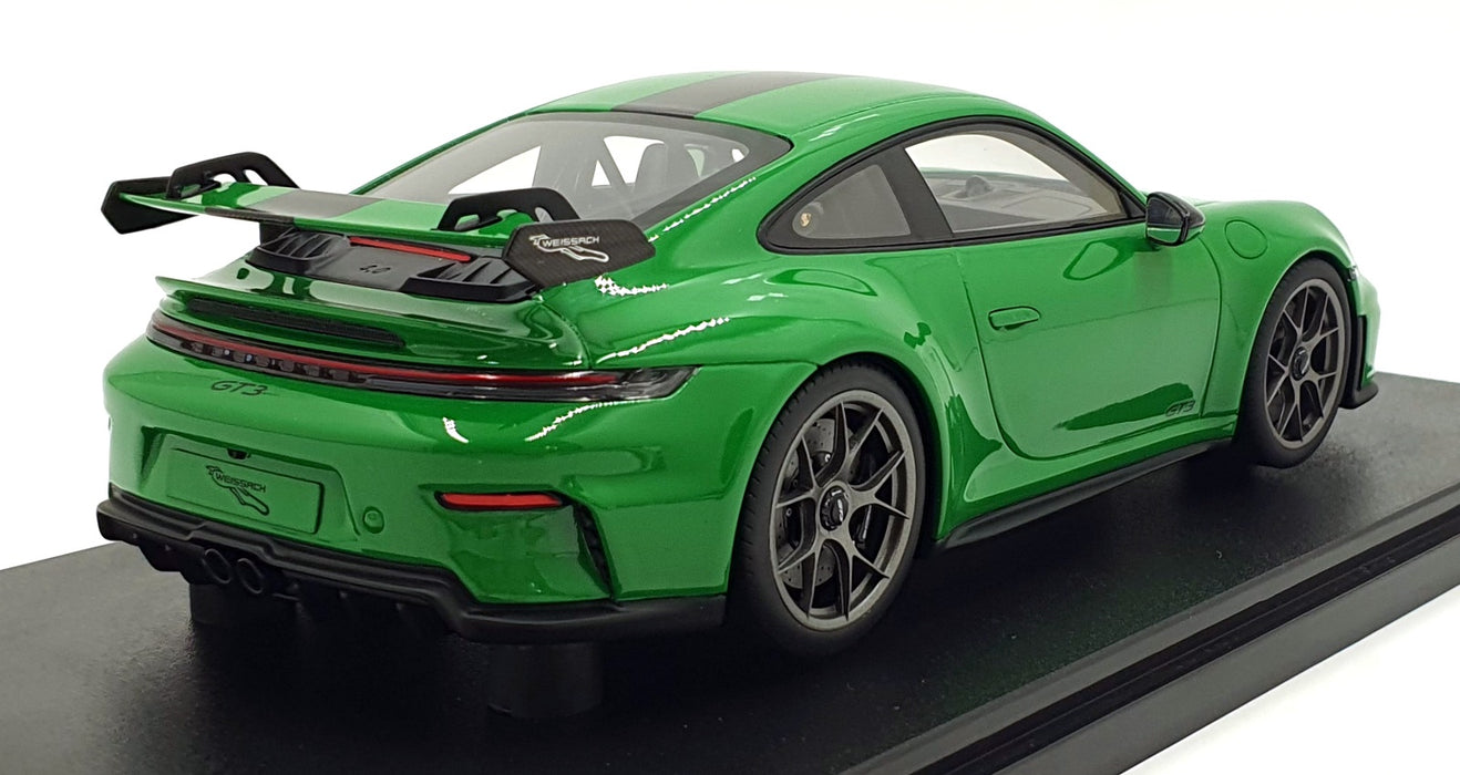GT Spirit 1/18 Scale Resin GT576 - Porsche 911 992.2 GT3 - Green/Black