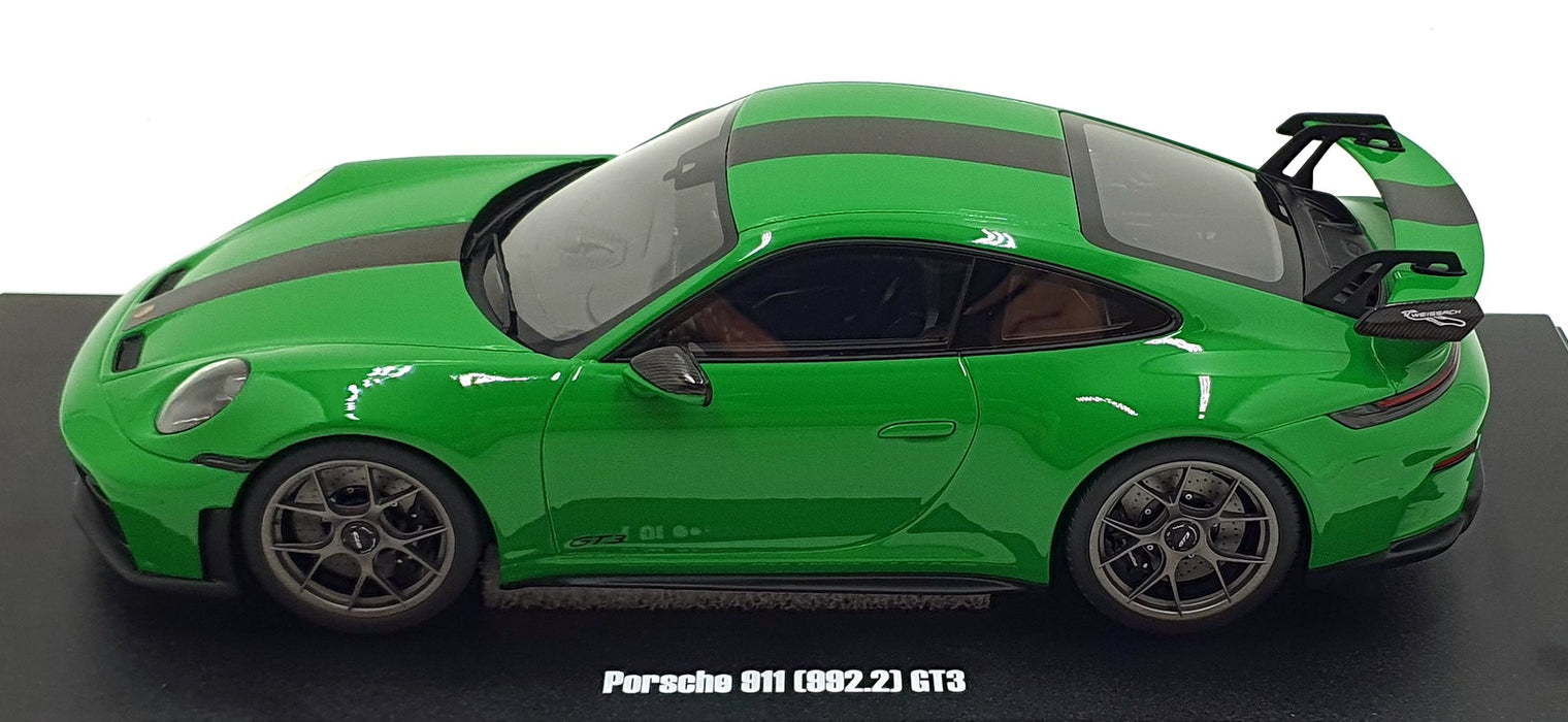 GT Spirit 1/18 Scale Resin GT576 - Porsche 911 992.2 GT3 - Green/Black