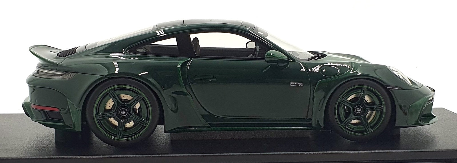 GT Spirit 1/18 Scale Resin GT959 - Brabus 900 Rocket R - Green