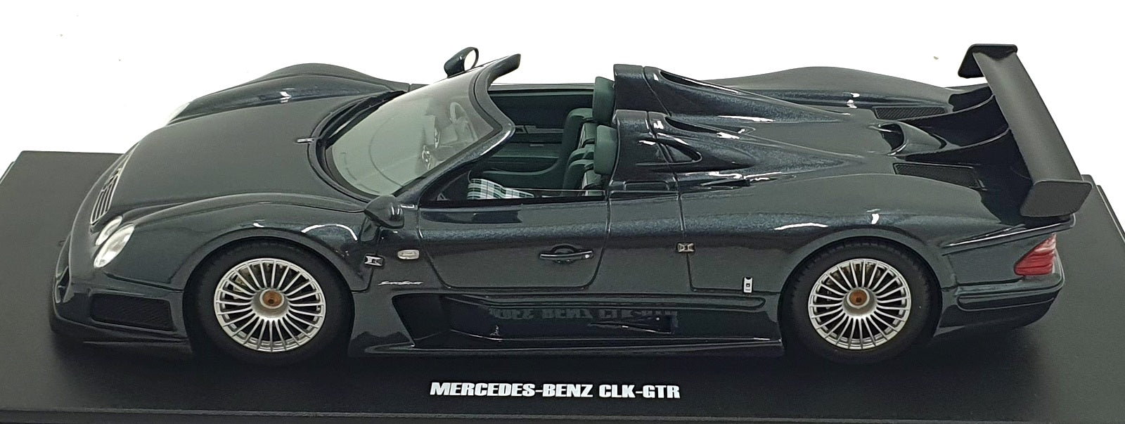 GT Spirit 1/18 Scale Resin GT960 - Mercedes CLK GTR Roadster