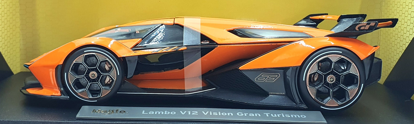 Maisto 1/18 Scale Diecast 36454 - Lamborghini V12 Vision Gran Turismo - Orange