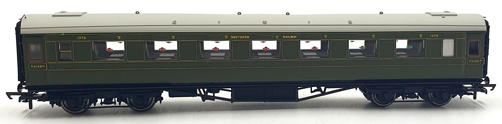 Hornby OO Gauge (1/76) R 4833 - SR Maunsell Open Third Coach '1375'