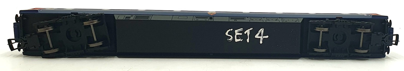 Hornby OO Gauge (1/76) R 4323 - GNER Mk3 T O Coach '42191' Flying Scotsman Route