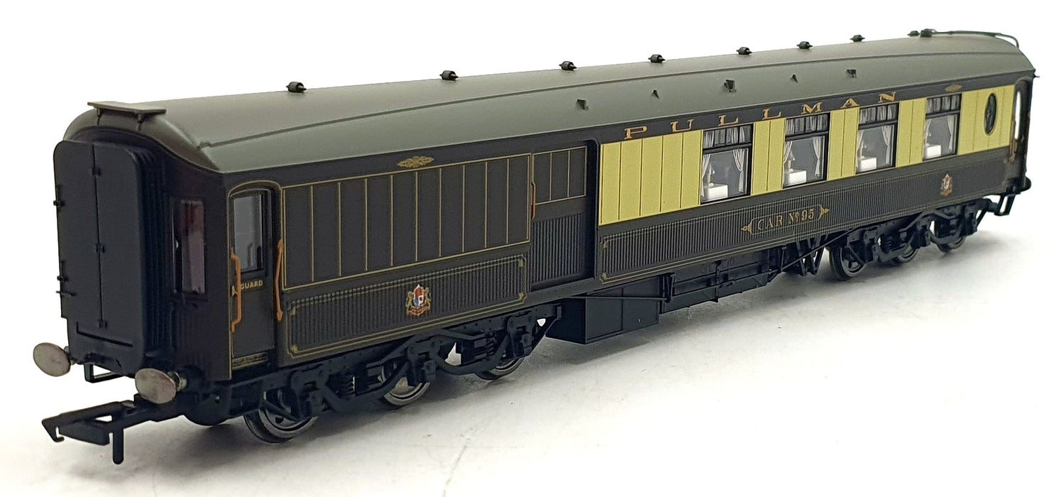 Hornby OO Gauge (1/76) R 4477 - 12 Wheel Pullman 3rd Class Brake Car #95