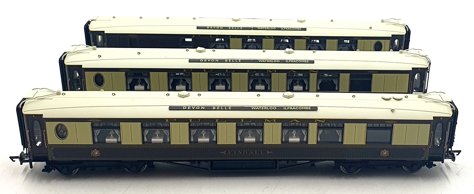 Hornby OO Gauge (1/76) R 4251 - Devon Belle Pullman Coaches x3