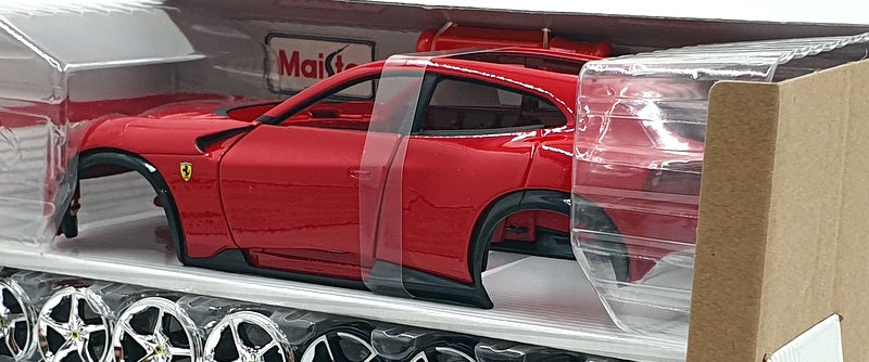 Maisto 1/25 Scale Diecast kit 39141 - Ferrari Purosangue Model Kit