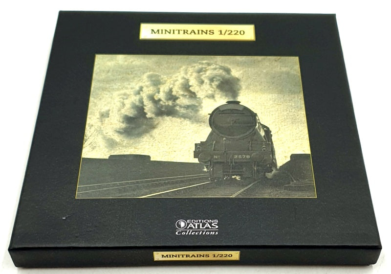 Atlas 1/220 Scale Static Model 7 165 114 - The Glacier Express Loco & 2 Coaches