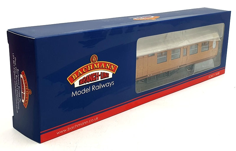 Bachmann OO Gauge (1/76) 34-460 - Thompson 3rd Class Brake Corridor LNER