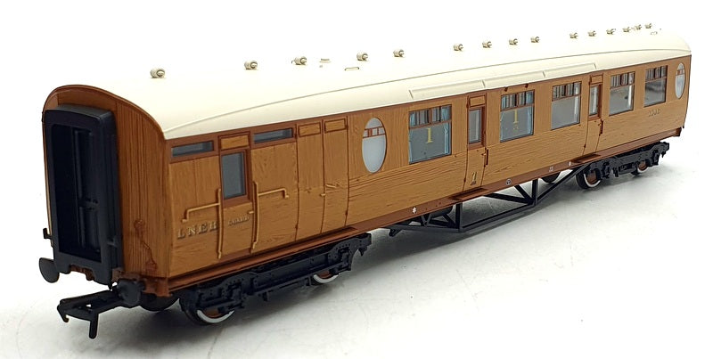 Bachmann OO Gauge (1/76) 34-435 - Thompson Composite Brake LNER Teak Coach