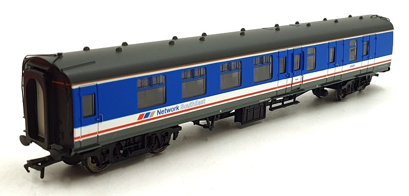 Bachmann OO Gauge (1/76) 39-082B - BR MK1 BSK Coach Brake Second Corridor