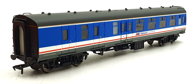 Bachmann OO Gauge (1/76) 39-082B - BR MK1 BSK Coach Brake Second Corridor