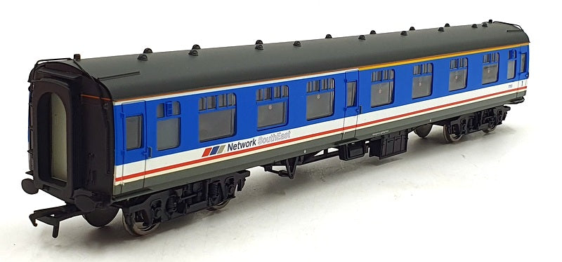 Bachmann OO Gauge (1/76) 39-131 - BR MK1 CK Coach Corridor Composite