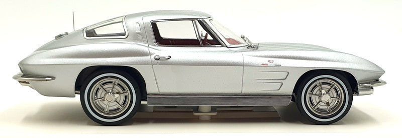 Norev 1/18 Scale 189052 - 1963 Chevrolet Corvette Sting Ray Sebring Silver Met.