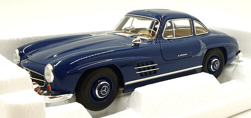 Norev 1/18 Scale 183852 - 1954 Mercedes 300 SL - Blue