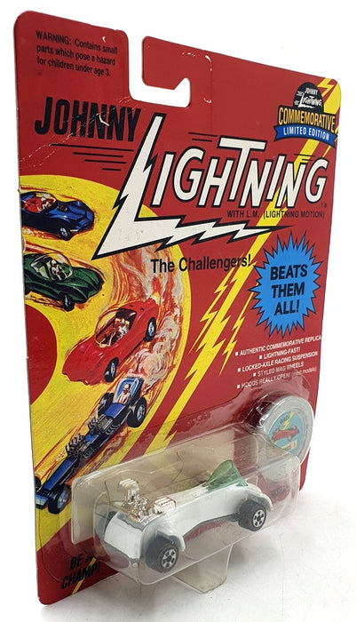 Johnny Lightning 1/64 Scale 00108 - The Challengers Wasp - White