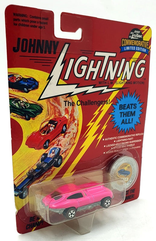 Johnny Lightning 1/64 Scale 100-120 - The Challengers Custom XKE - B. Pink