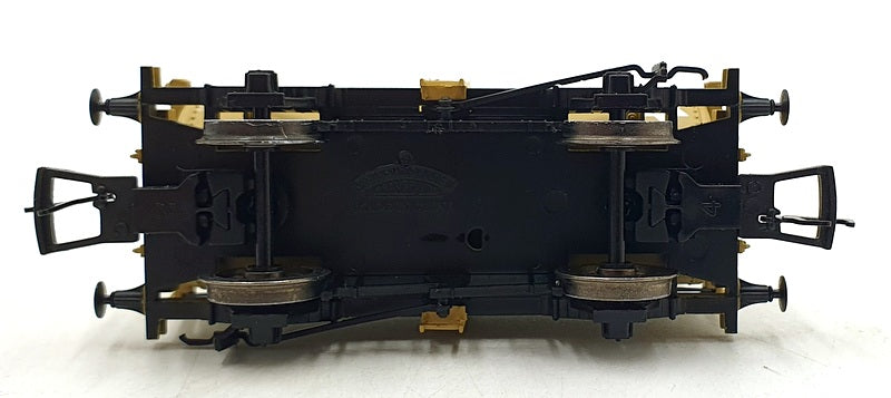 Bachmann OO Gauge 37-2014K 14 Ton Tank Wagon Ministry of Supply Pool Exclusive