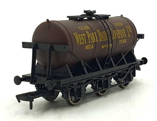 Dapol OO Gauge (1/76) B831 - 6 Wheel Milk West Park Dairy 