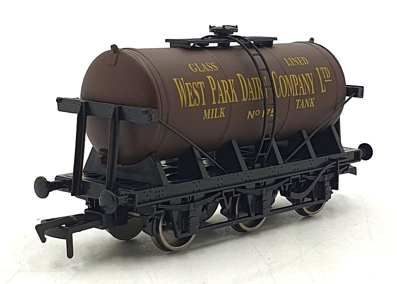 Dapol OO Gauge (1/76) B831 - 6 Wheel Milk West Park Dairy 