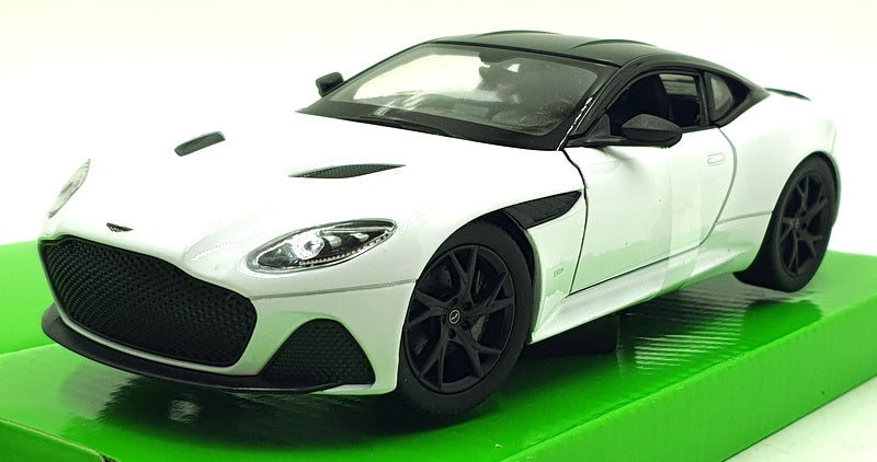 Welly NEX 1/24 Scale Diecast 24131W-WT - Aston Martin DBS - White