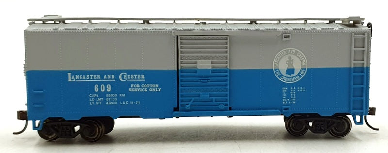 Bachmann HO (1/87) Scale 17033 - '40 Box Car Lancaster & Chester