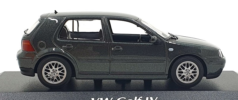 Maxichamps 1/43 Scale 940 056060 - 1999 VW Golf IV - Met. Grey