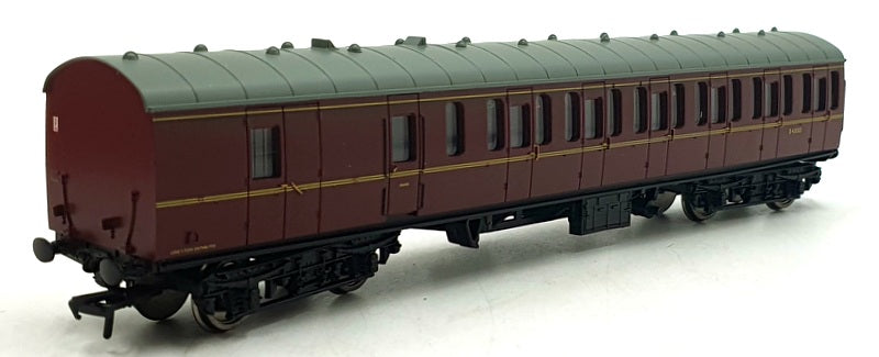Bachmann OO Gauge (1/76) 34-630 MK1 Suburban 2nd Brake Coach BR - Maroon