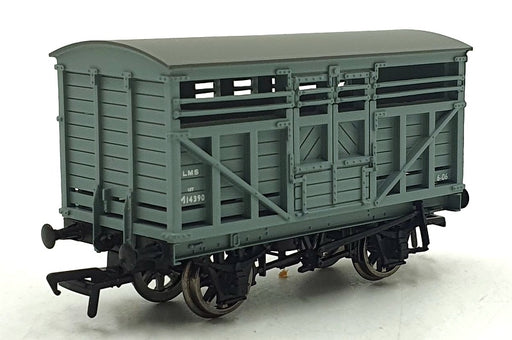 Bachmann OO Gauge 37-701 - 10T Cattle Wagon M14390 LMS - Grey