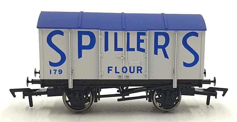 Dapol OO Gauge (1/76) B824 - GPV Spillers Flour #179