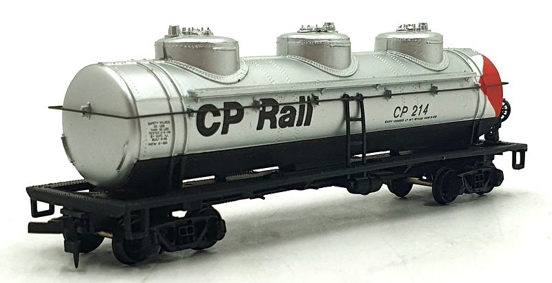 Bachmann HO (1/87) Scale 0935 - '41 Dome Tank Car CP Rail