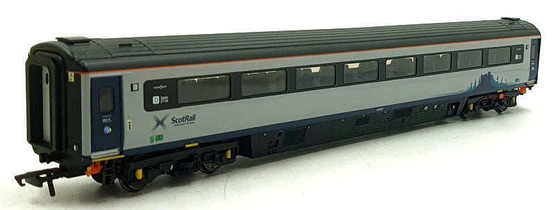 Hornby OO Gauge (1/76) R 4890 - Scotrail Mk3 Sliding Doors TSL Coach #42046