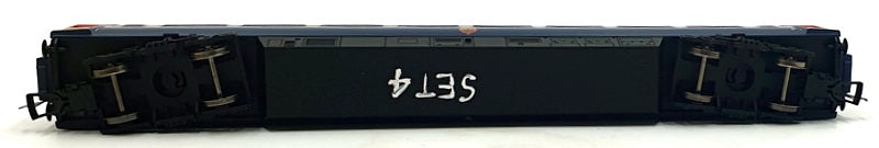 Hornby OO Gauge (1/76) R 4322 - GNER Mk3 1st Class Coach