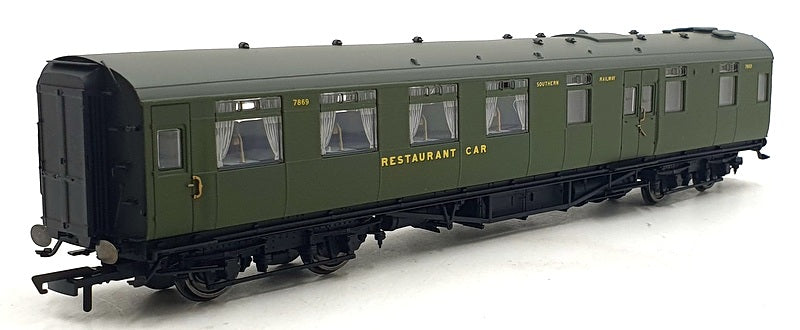 Hornby OO Gauge (1/76) R4816 SR Maunsell Kitchen/Dinning 1st Class Coach '7869'