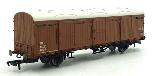 Hornby OO Gauge (1/76) R6969 LNER Extra Long CCT Van No.1292