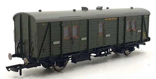 Hornby OO Gauge (1/76) R4301B SR Maunsell Passenger Brake 'Van C' 721