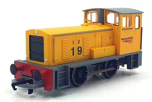 Hornby OO Gauge (1/76) R3775 Network Rail 0-4-0 Diesel Shunter Locomotive CC'19