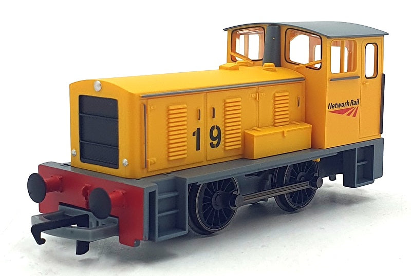 Hornby OO Gauge (1/76) R3775 Network Rail 0-4-0 Diesel Shunter Locomotive CC'19