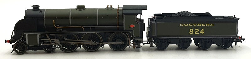 Hornby OO Gauge (1/76) R3327 - SR S15 Class Locomotive '824'
