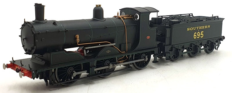Hornby OO Gauge (1/76) R3238 - SR 1920S-30S 0-6-0 Drummond 700 Class Locomotive