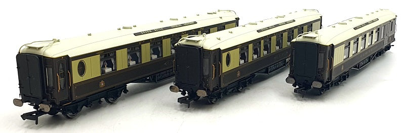 Hornby OO Gauge (1/76) R 4251 - Devon Belle Pullman Coaches x3