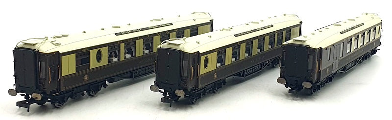 Hornby OO Gauge (1/76) R 4251 - Devon Belle Pullman Coaches x3