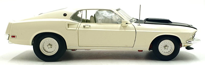 Acme 1/18 Scale Diecast A1801891 - 1969 Ford Mustang Boss 429 - Cream/Black