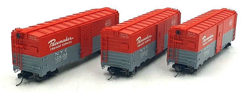 Trix HO Scale (1/87) 24907 Set Of 3 NYC Railroad Pacemaker Freight Boxcars RP25