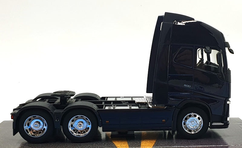 Welly 1/32 Scale 32690L-W - Volvo FH Transporter - Met. Blue