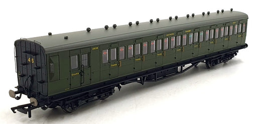 Hornby OO Gauge (1/76) R4717 SR Ex LSWR Non-Corridor Brake 3rd Coach '2639' S.45