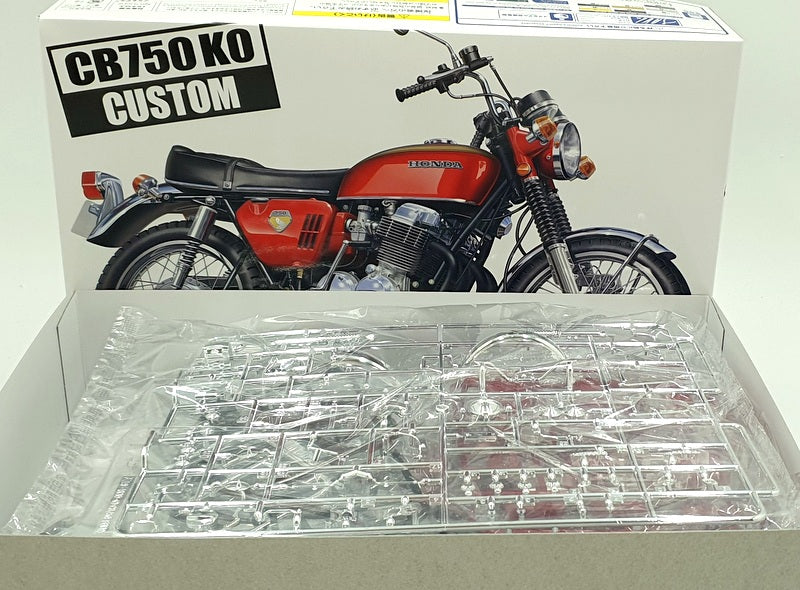 Aoshima 1/12 Scale Kit 20114 - Honda CB750 Four KO Custom '69