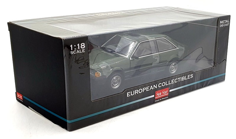 Sun Star 1/18 Scale 4979R - 1981 Ford Escort MKIII GL Saloon - Forest Green