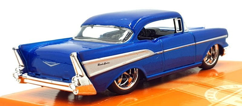 Jada 1/32 Scale 24073 - 1957 Chevrolet Bel Air - Met. Blue
