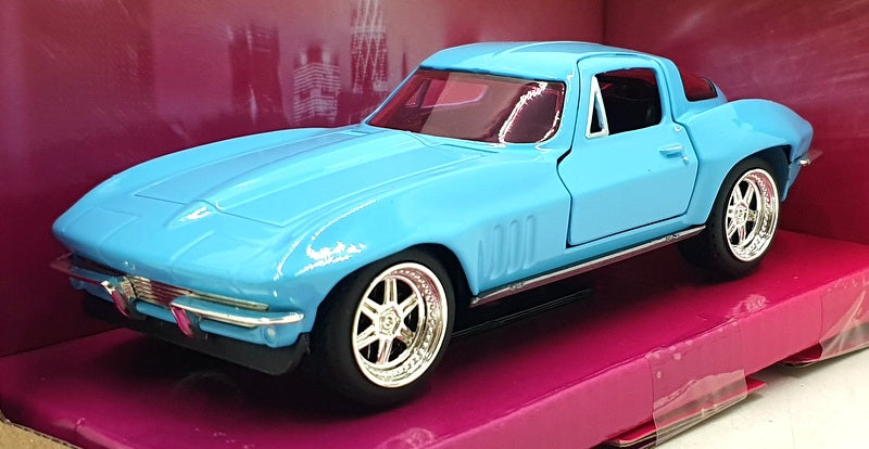 Jada 1/32 Scale 34852 - 1966 Chevrolet Corvette Pink Slips - Blue